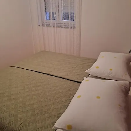 Mira Sibenik
